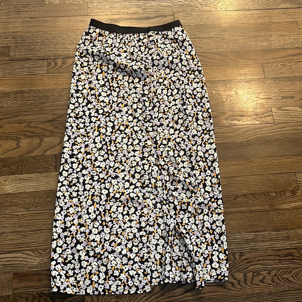 floral print maxi skirt